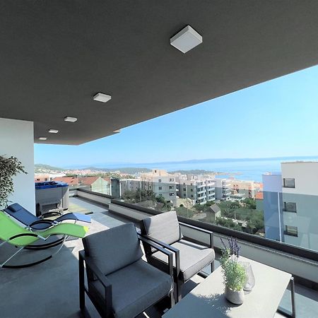 Appartement Lux Penthouse Panoramic View With Jacuzzi à Makarska Extérieur photo