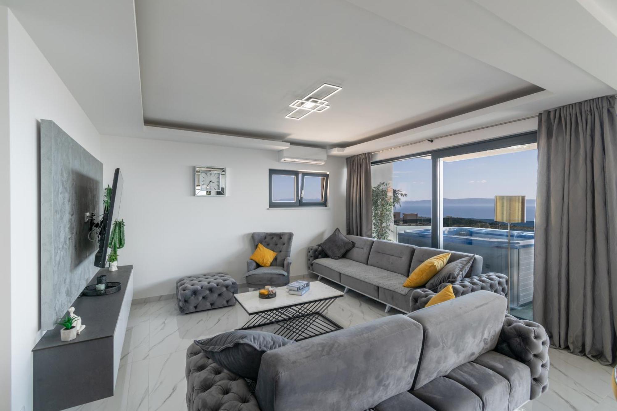 Appartement Lux Penthouse Panoramic View With Jacuzzi à Makarska Extérieur photo